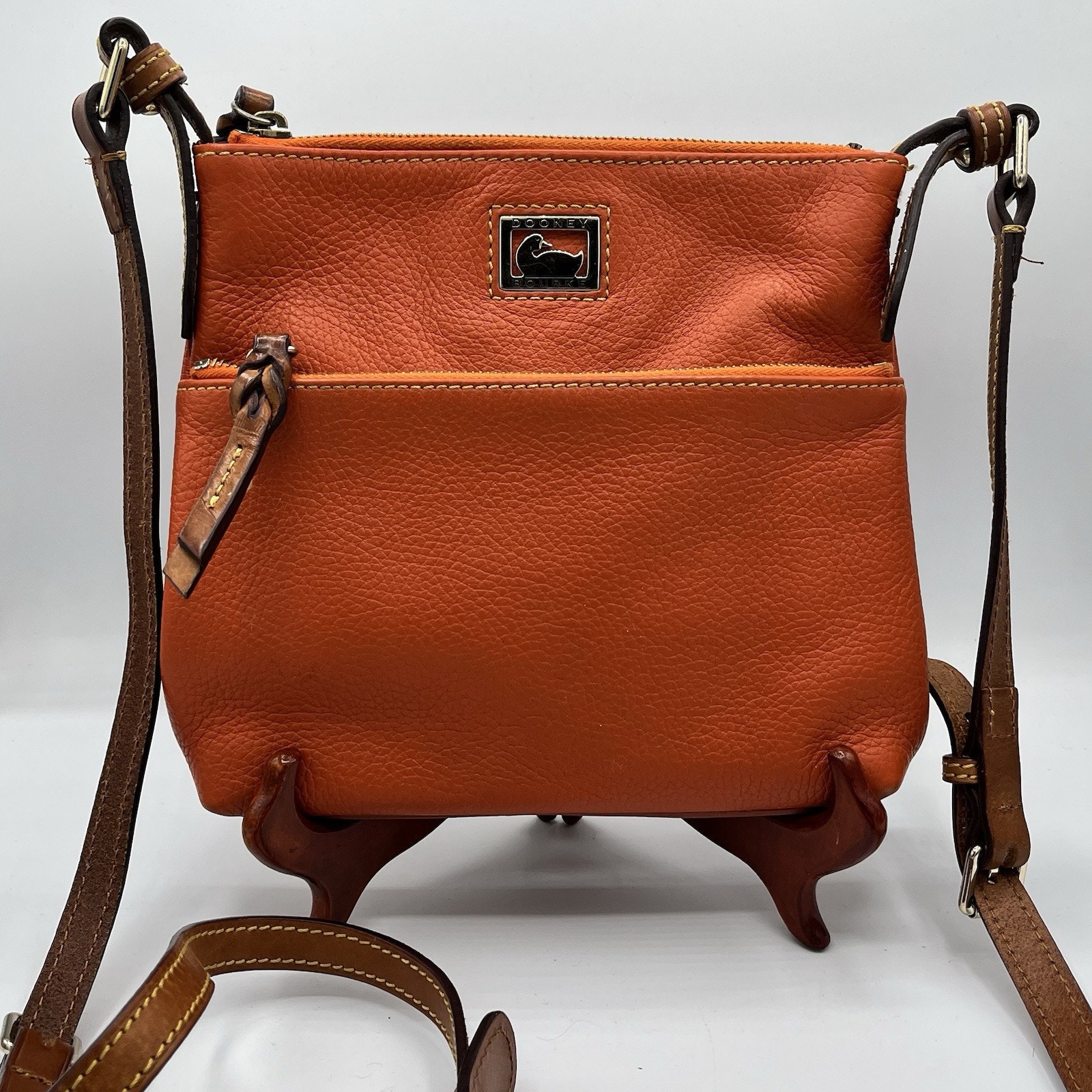 Dooney And Bourke Dillen Letter Carrier Caramel Pebbled Leather Crossbody Soft